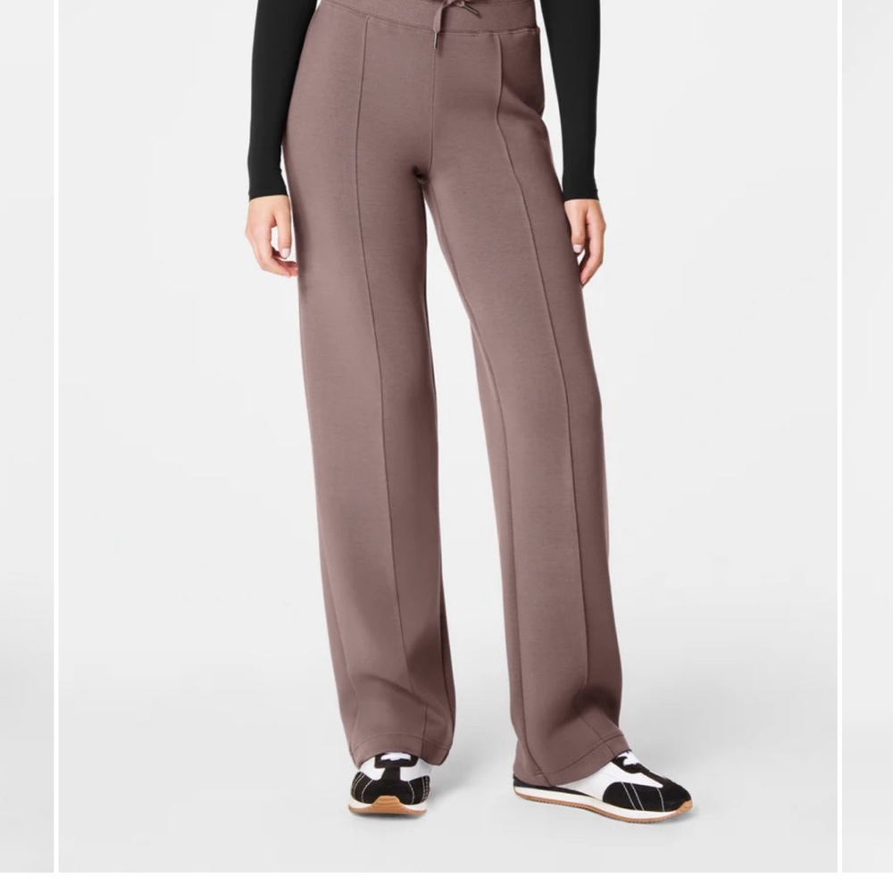 NWT Spanx Air Essentials Luxe Straight Leg Pants 1x Tall Smoke